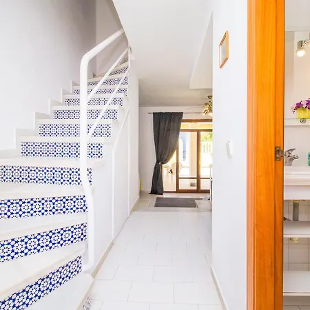Casa vacanze House With Tennis Court,sports And Playground *