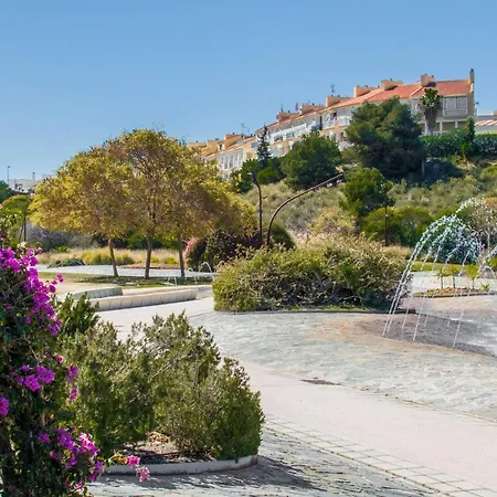 Casa vacanze House With Tennis Court,sports And Playground